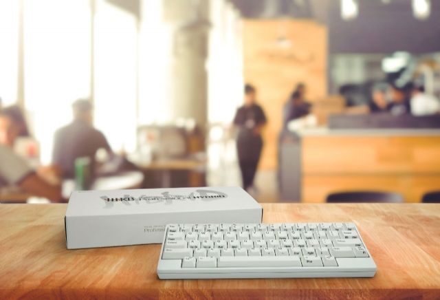 Happy Hacking Keyboard celebra 25 años con una edición limitada del HHKB Professional HYBRID Type-S Snow - 1, Foto 1