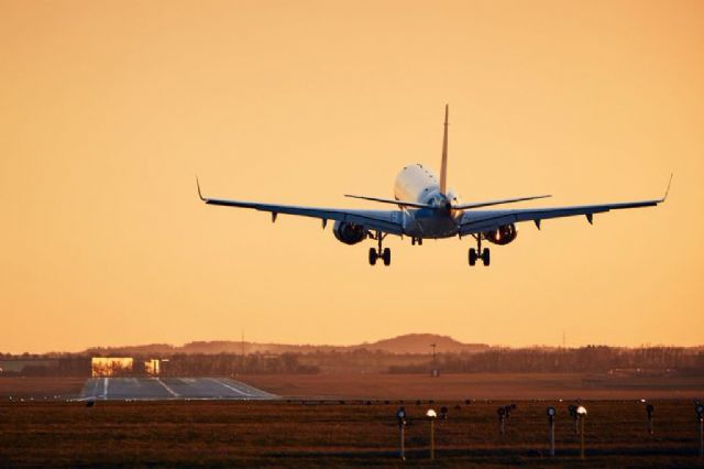 Octubre marca el mejor registro de llegada de pasajeros aéreos de la pandemia - 1, Foto 1