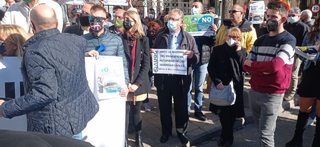 Concentracin en Murcia de policas y guardias civiles contra la reforma de la ley mordaza: 
