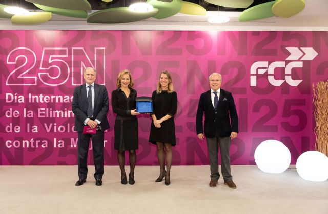FCC premia a ONU Mujeres y a la Real Federación Española de Deportes de Invierno en el 25 N - 1, Foto 1