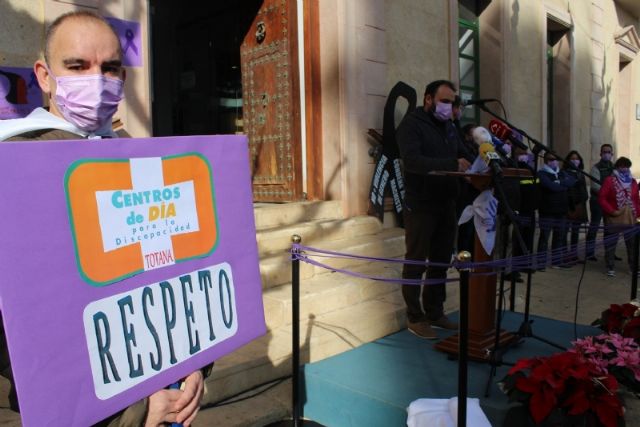 Se celebra el acto institucional para conmemorar el Da Internacional de la Eliminacin de la Violencia contra la Mujer - 3