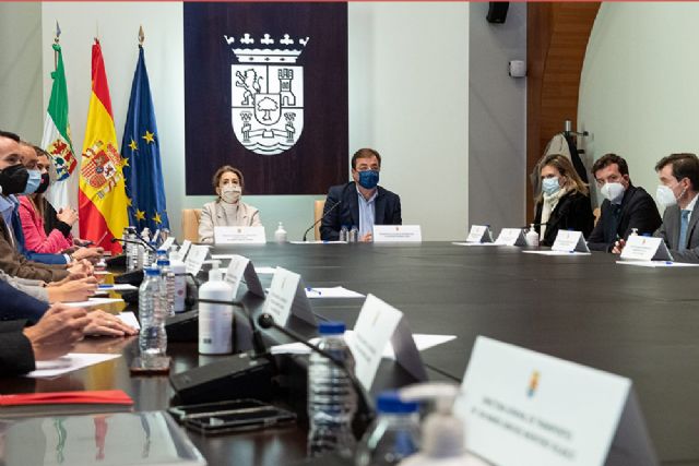 Raquel Sánchez señala que el primer hito de la alta velocidad entre Plasencia y Badajoz será realidad antes del próximo verano, con reducción de tiempos de casi 50 minutos - 1, Foto 1