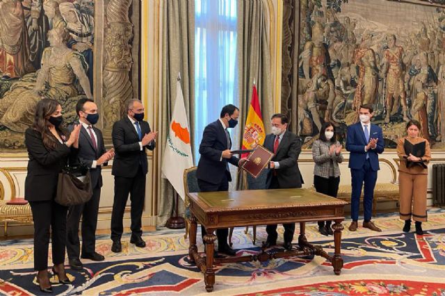 La ministra Carolina Darias firma un acuerdo de colaboración sanitaria con el ministro de Sanidad de Chipre - 1, Foto 1