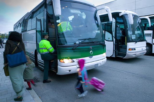 Tráfico pone en marcha una nueva campaña para controlar los autobuses escolares - 1, Foto 1