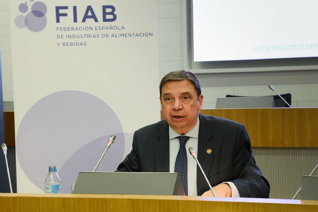 Planas cuenta con las industrias de alimentación y bebidas para la buena aplicación de la Ley de la Cadena - 1, Foto 1