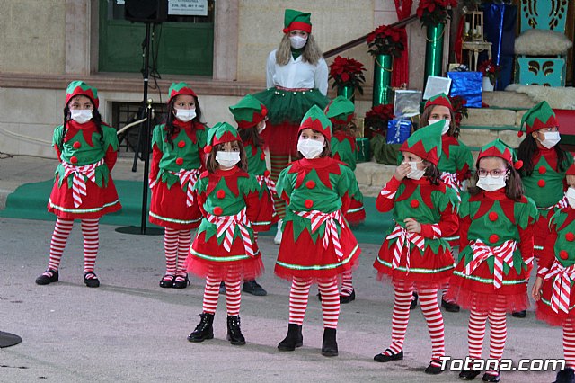 Pap Noel visit Totana para recoger las cartas de los nios y nias de la localidad - 20