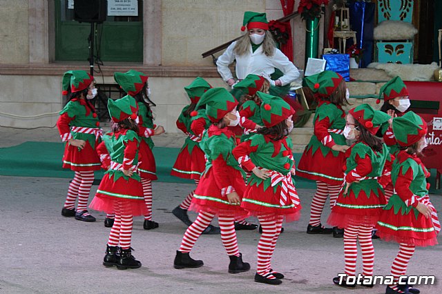Pap Noel visit Totana para recoger las cartas de los nios y nias de la localidad - 24
