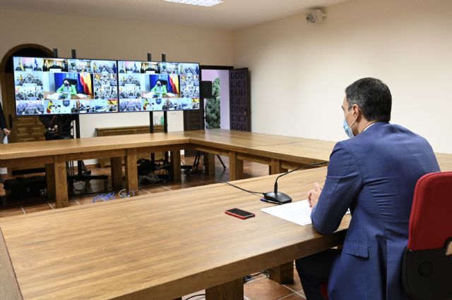 Mensaje a las tropas españolas. (Borja Puig de la Bellacasa / Moncloa), Foto 1