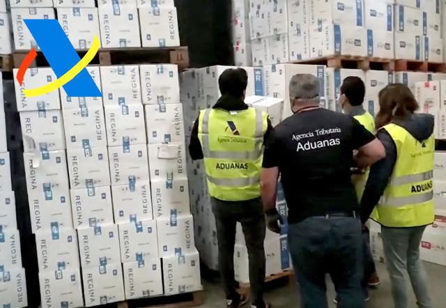 Desarticulada una organización dedicada al contrabando de tabaco con destino a otros países europeos - 1, Foto 1