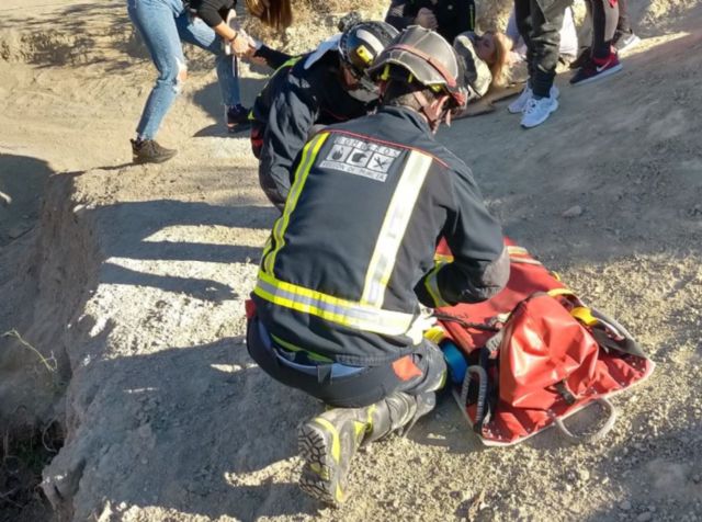 Rescatan a una senderista de 48 años accidentada en Abarán - 1, Foto 1