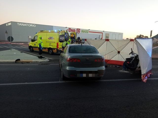 Fallece un motorista tras colisionar con un turismo en Torreagüera - 1, Foto 1