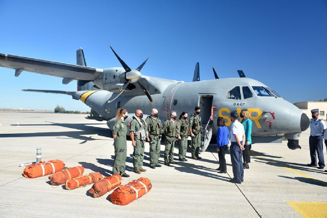 Robles pone en valor todo el trabajo desarrollado desde la Base Aérea de Gando ante la erupción del volcán La Palma - 1, Foto 1