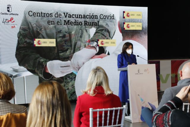 Margarita Robles afirma que vacunarse es el mayor ejercicio de solidaridad y generosidad - 1, Foto 1