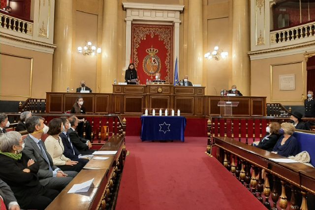 Llop: La memoria del Holocausto debe ser una enseñanza, un elemento que fortalezca nuestras democracias - 1, Foto 1