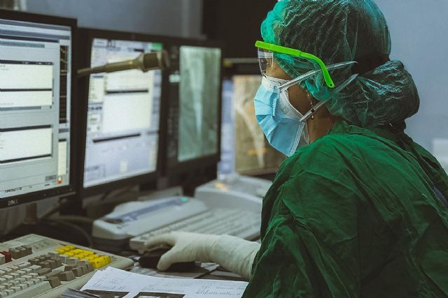 Solo un 20% de las investigadoras lideran las publicaciones, pese a que firman el 48% de la producción científica española - 1, Foto 1