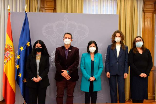 La ministra de Sanidad traslada a la Federación Española de Enfermedades Raras su implicación en las políticas europeas - 1, Foto 1