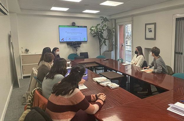 El Colegio de Farmacéuticos de Gipuzkoa impulsa la realización de trabajos científicos en farmacias - 1, Foto 1