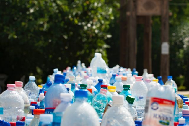 España celebra la aprobación de la propuesta de Naciones Unidas para luchar contra la contaminación por plásticos - 1, Foto 1