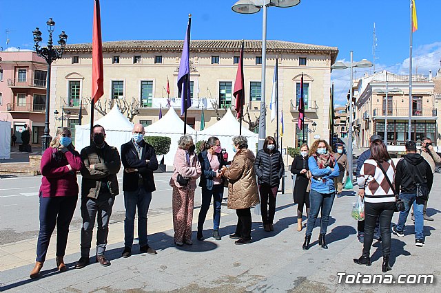 Totana dedica 5 minutos de silencio en conmemoracin a las vctimas y afectados por la guerra de Ucrania - 5