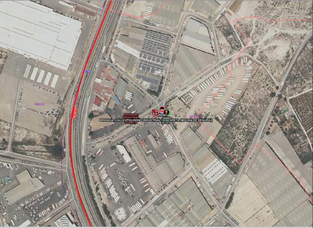 Sofocan el incendio de un remolque en el Polígono la Serreta, Molina de Segura - 1, Foto 1