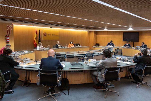 El Gobierno comparte con las comunidades autónomas y los agentes sociales medidas para articular el Plan Nacional de Respuesta al impacto económico de la guerra - 1, Foto 1