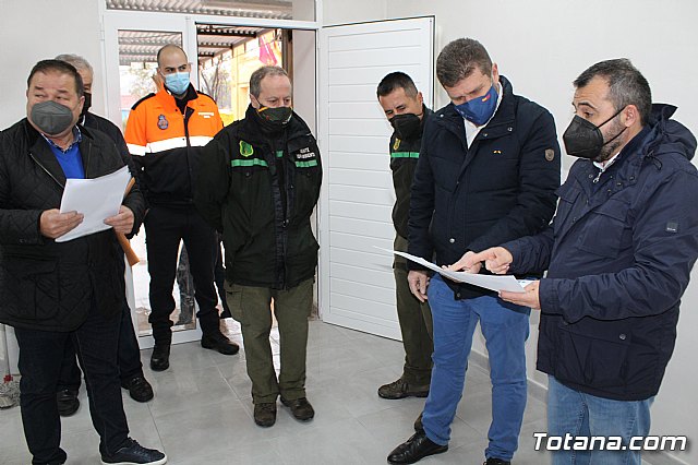 Invierten 127.500 euros en mejorar las instalaciones de la Brigada Forestal y agentes medioambientales de Totana - 4