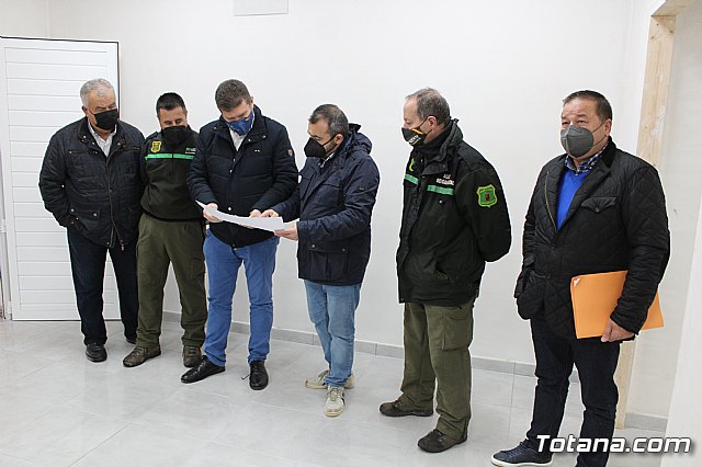 Invierten 127.500 euros en mejorar las instalaciones de la Brigada Forestal y agentes medioambientales de Totana - 5
