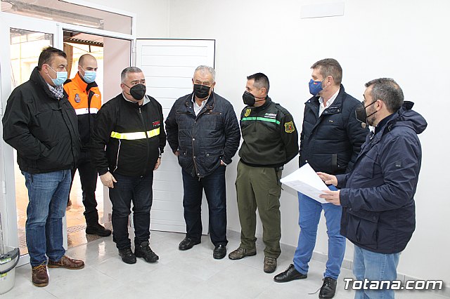 Invierten 127.500 euros en mejorar las instalaciones de la Brigada Forestal y agentes medioambientales de Totana - 8