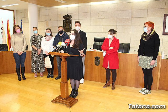 El Ayuntamiento acoge la visita de tres profesoras del centro de enseanza de adultos esloveno MOCIS - 1
