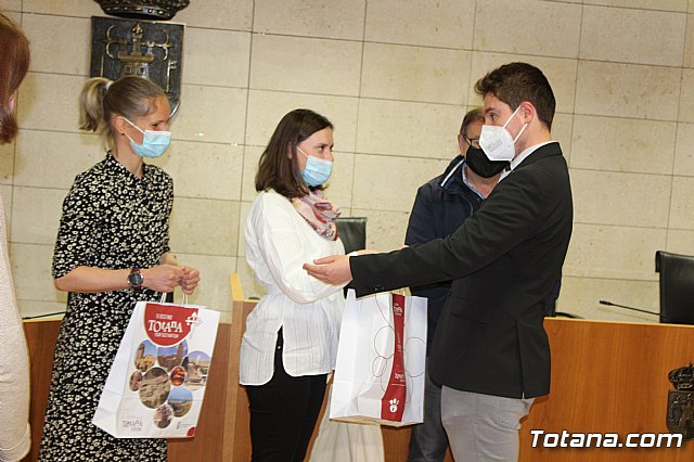 El Ayuntamiento acoge la visita de tres profesoras del centro de enseanza de adultos esloveno MOCIS - 3