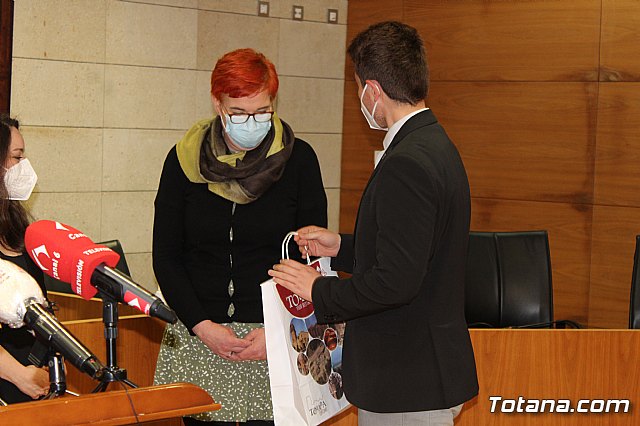 El Ayuntamiento acoge la visita de tres profesoras del centro de enseanza de adultos esloveno MOCIS - 4