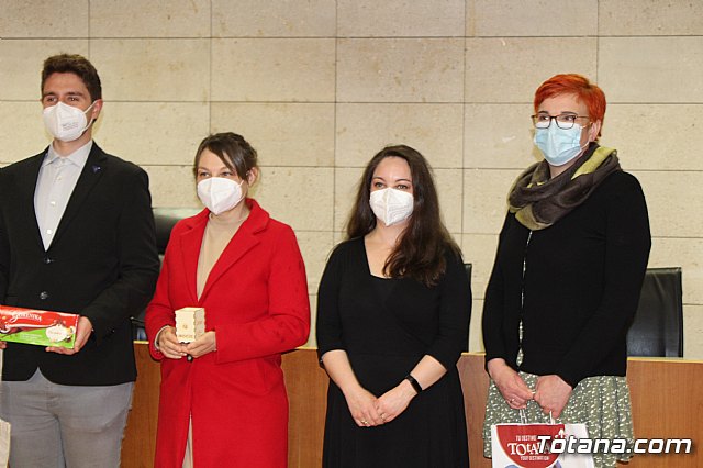 El Ayuntamiento acoge la visita de tres profesoras del centro de enseanza de adultos esloveno MOCIS - 11