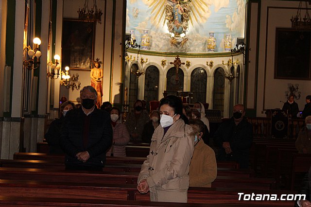 El Va Crucis organizado por la Hermandad de Jess en el Calvario tuvo lugar en el interior del Convento - 7