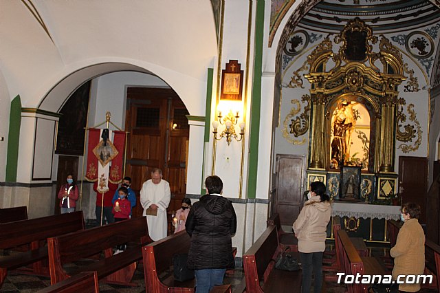 El Va Crucis organizado por la Hermandad de Jess en el Calvario tuvo lugar en el interior del Convento - 8