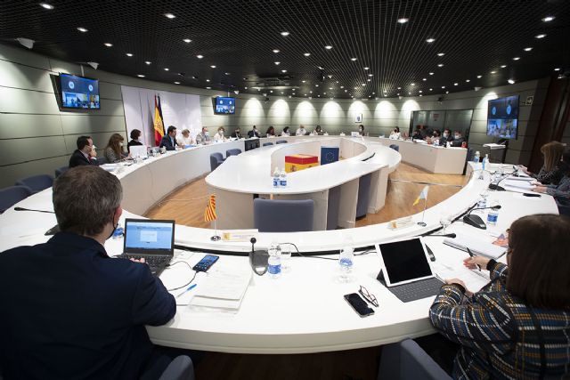 Trabajo y comunidades autónomas acuerdan el reparto de más de 2.700 millones de euros para Políticas Activas de Empleo - 1, Foto 1