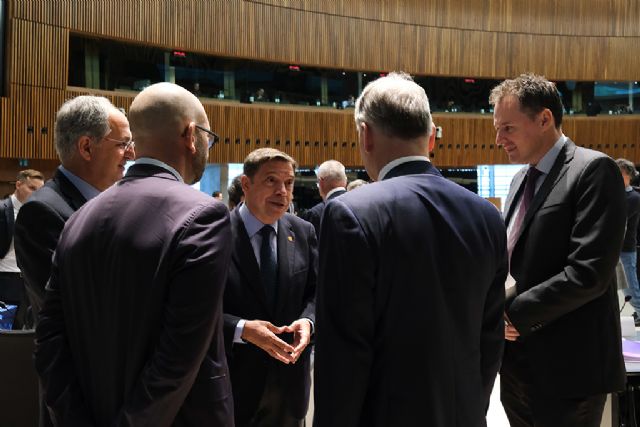 España felicita a la Comisión Europea por las medidas adoptadas para hacer frente a las dificultades por la guerra en Ucrania - 1, Foto 1