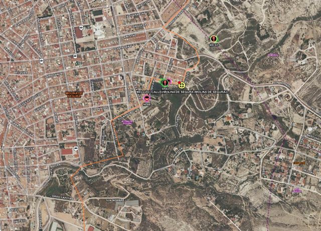 Incendio detrás del campo de futbol de Molina de Segura - 1, Foto 1