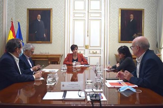 Isabel Rodríguez se compromete a estudiar la regulación por ley del secreto profesional - 1, Foto 1