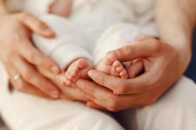 La Seguridad Social ha tramitado 123.076 permisos por nacimiento y cuidado de menor en el primer trimestre del año - 1, Foto 1