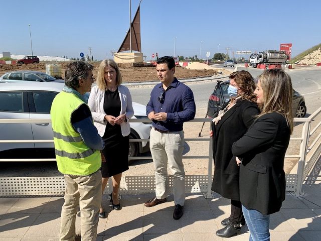 La rotonda de Pozo Aledo empezará a funcionar como una rotonda al uso a finales de mayo - 1, Foto 1