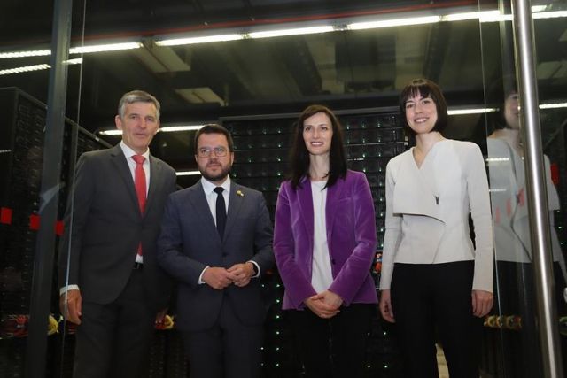 Diana Morant visita el Barcelona Supercomputing Center junto a la comisaria europea Mariya Gabriel - 1, Foto 1