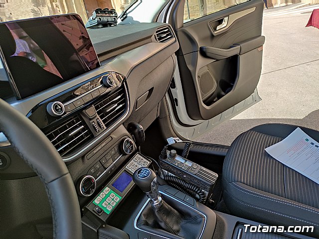 Dos nuevos vehculos, equipados con la ltima tecnologa y dotados con moderno material de servicios de seguridad, mejoran la flota de la Polica Local - 10