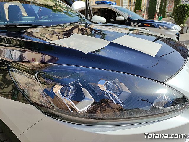 Dos nuevos vehculos, equipados con la ltima tecnologa y dotados con moderno material de servicios de seguridad, mejoran la flota de la Polica Local - 12