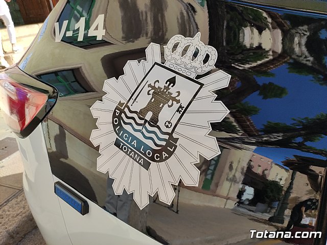Dos nuevos vehculos, equipados con la ltima tecnologa y dotados con moderno material de servicios de seguridad, mejoran la flota de la Polica Local - 13