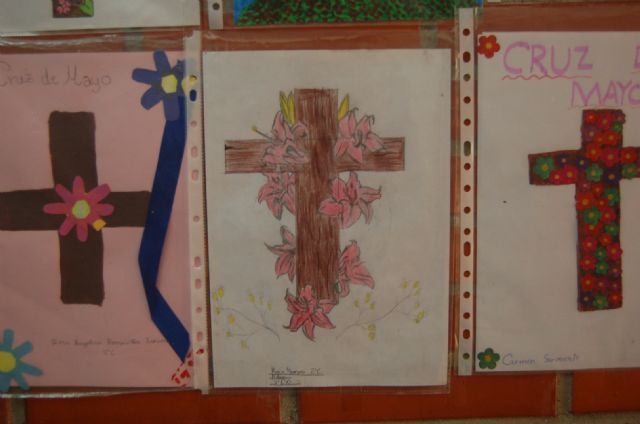 Las Cruces de Mayo en el Instituto Prado Mayor de Totana - 5