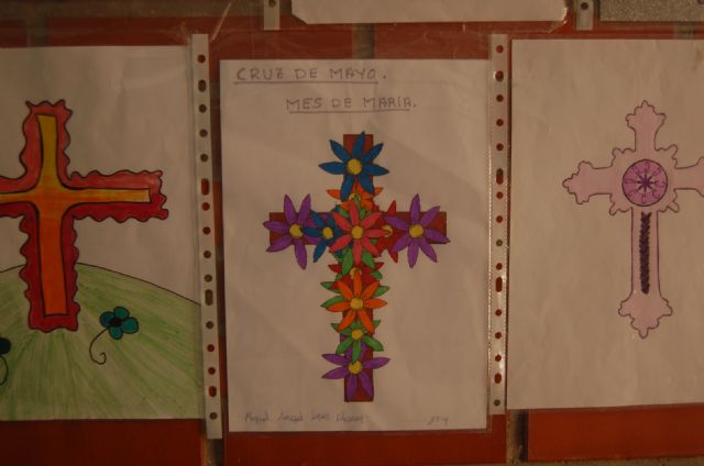 Las Cruces de Mayo en el Instituto Prado Mayor de Totana - 7