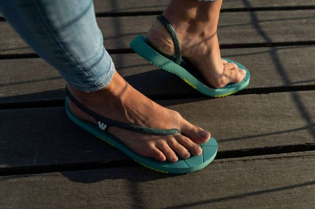 Con materiales de última tecnología de forma local y con personas en riesgo de exclusión social, la marca Senlima apuesta por la inclusión, la innovación y el estilo al fabricar sandalias - 1, Foto 1