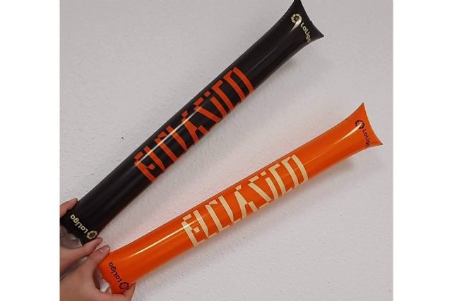 Entre los artículos personalizados de Oxydo Events & Pro se encuentran los aplaudidores inflables - 1, Foto 1