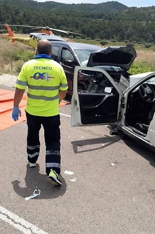 Tres heridos en un accidente de tráfico con atrapados en Abanilla - 1, Foto 1