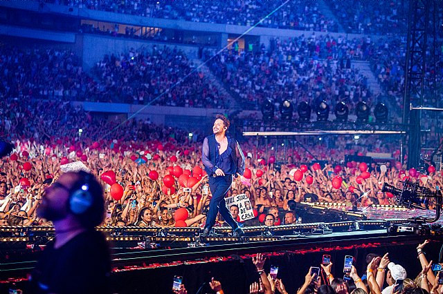 Manuel Carrasco revienta el estadio de la Cartuja ante casi 75.000 espectadores - 9